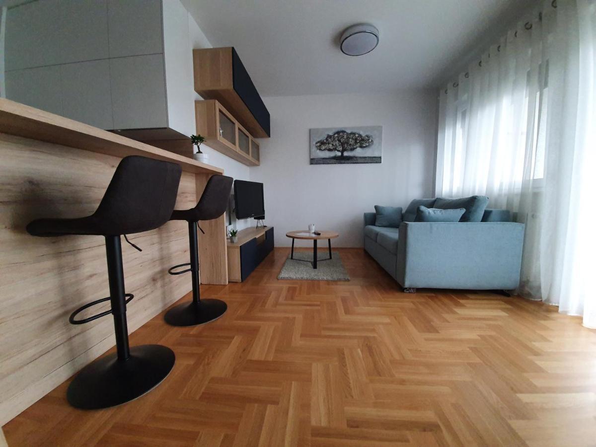 Apartman Luka Загреб Екстериор снимка